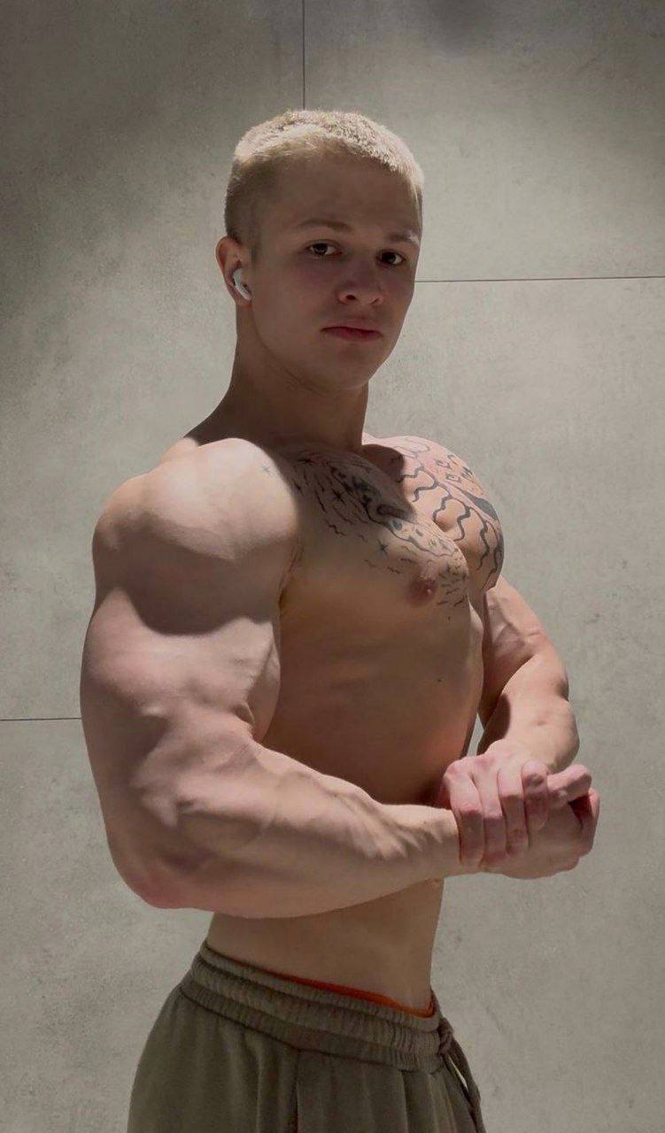 Стас